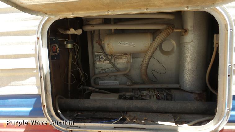 image for item DC3057 1981 Pace Arrow RV