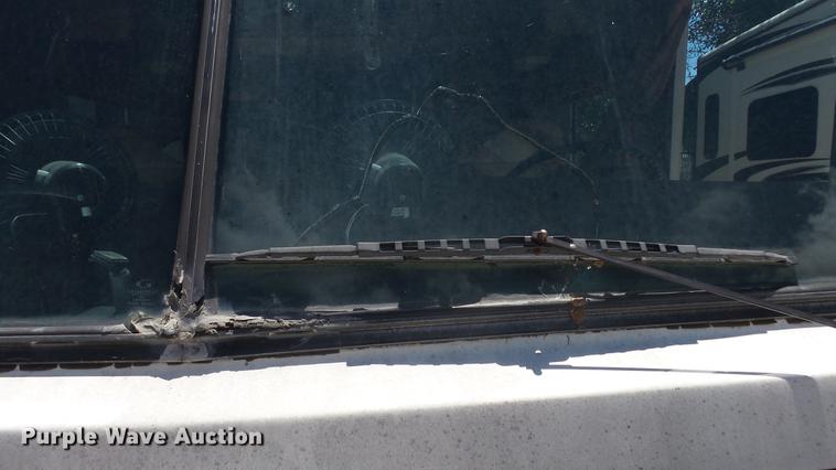 image for item DC3057 1981 Pace Arrow RV