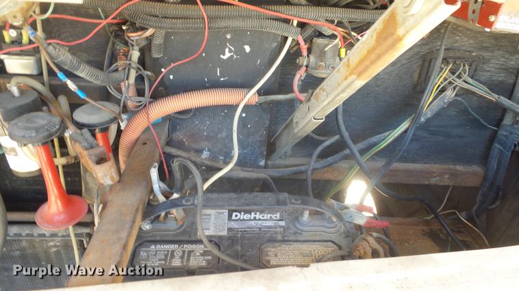 image for item DC3057 1981 Pace Arrow RV