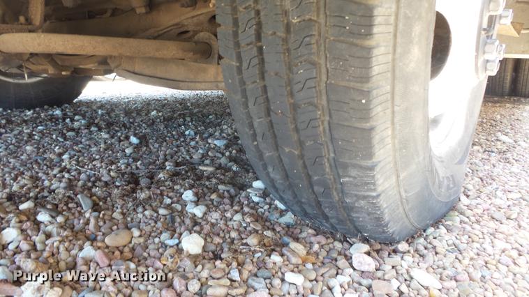 image for item DC3057 1981 Pace Arrow RV