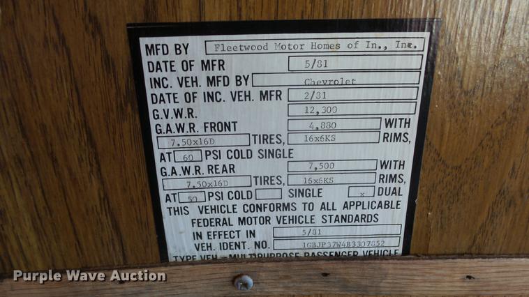 image for item DC3057 1981 Pace Arrow RV