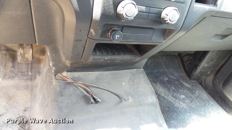 image for item DC4190 2012 Ford F150 SuperCab pickup truck