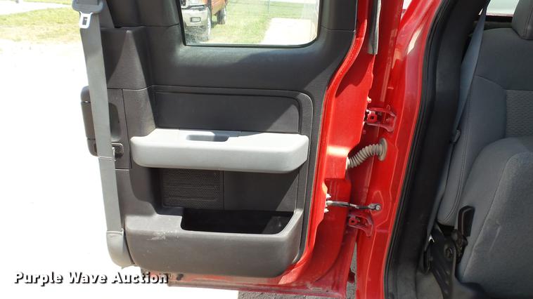 image for item DC4190 2012 Ford F150 SuperCab pickup truck