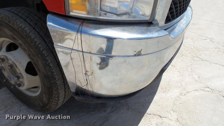 image for item DC4192 2011 Chevrolet Silverado 3500HD Crew Cab pickup truck cab and chassis