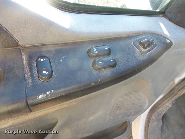 image for item DC4712 2005 Ford F250 Super Duty SuperCab pickup truck