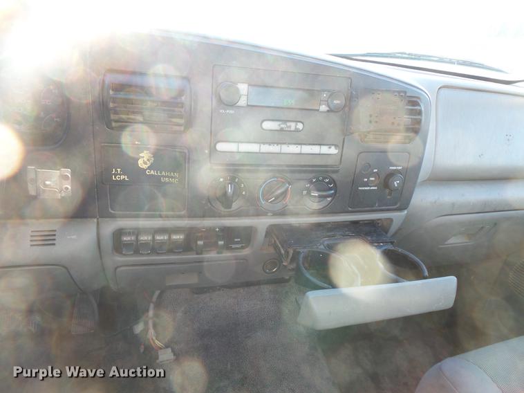 image for item DC4712 2005 Ford F250 Super Duty SuperCab pickup truck