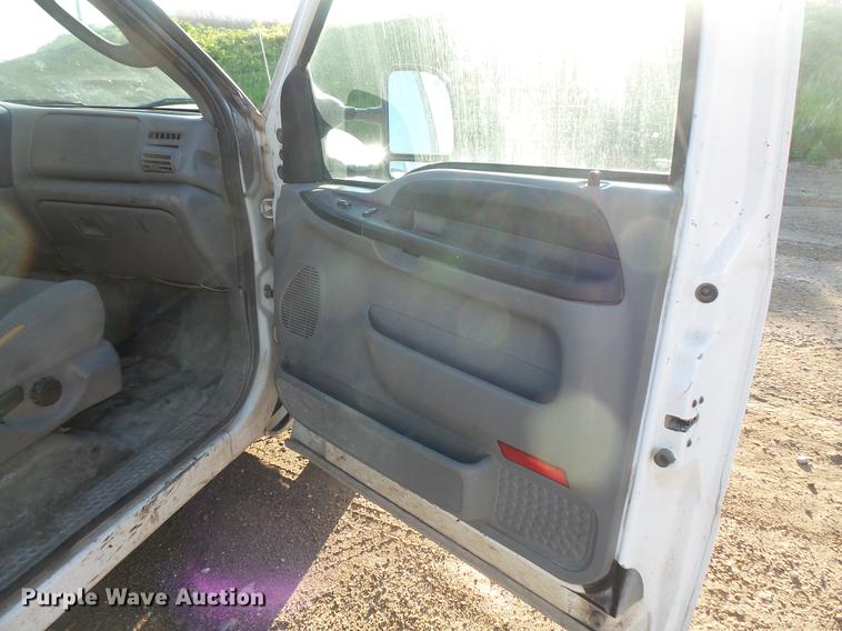 image for item DC4712 2005 Ford F250 Super Duty SuperCab pickup truck
