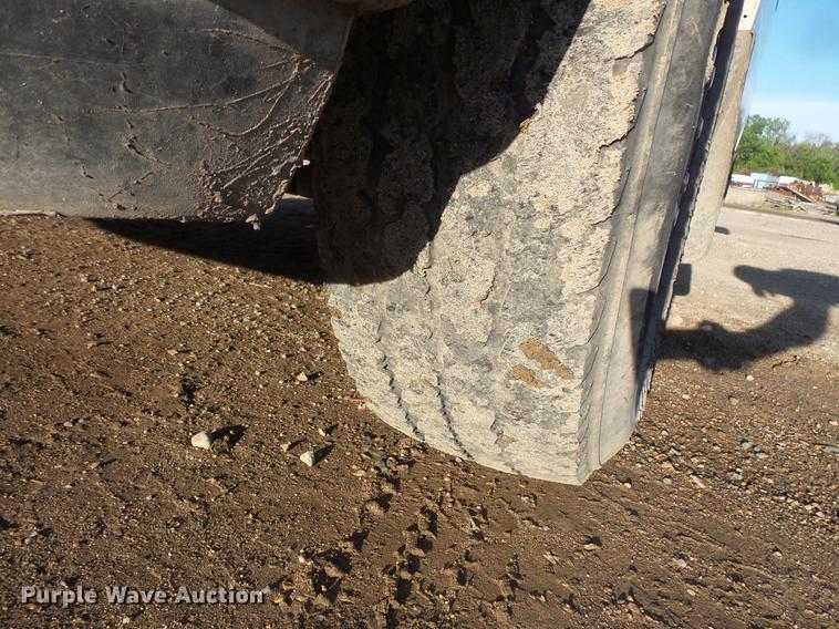 image for item DC4712 2005 Ford F250 Super Duty SuperCab pickup truck