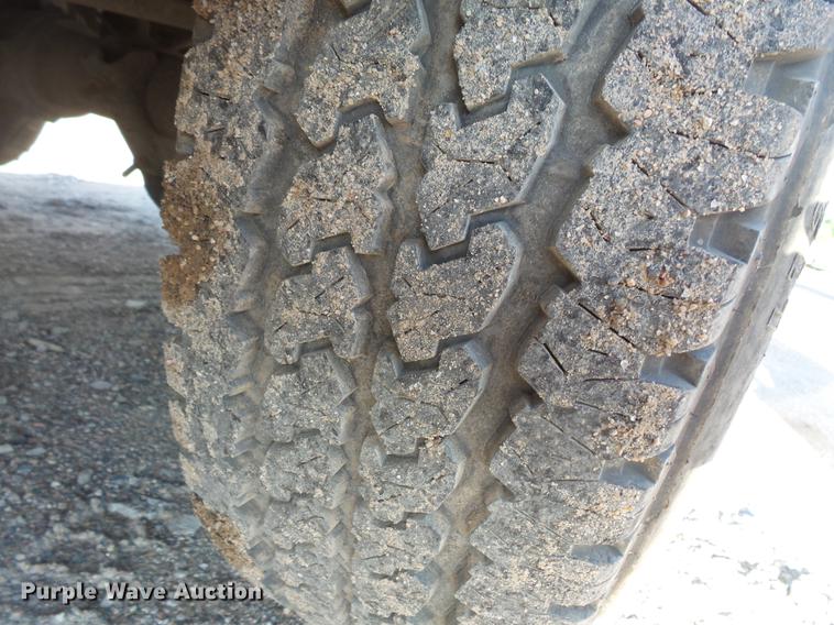 image for item DC4712 2005 Ford F250 Super Duty SuperCab pickup truck