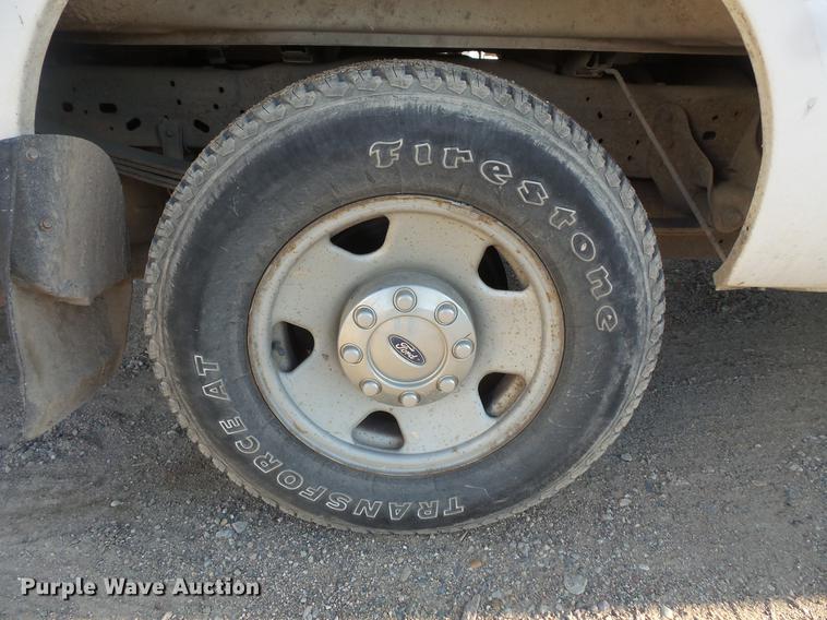 image for item DC4712 2005 Ford F250 Super Duty SuperCab pickup truck