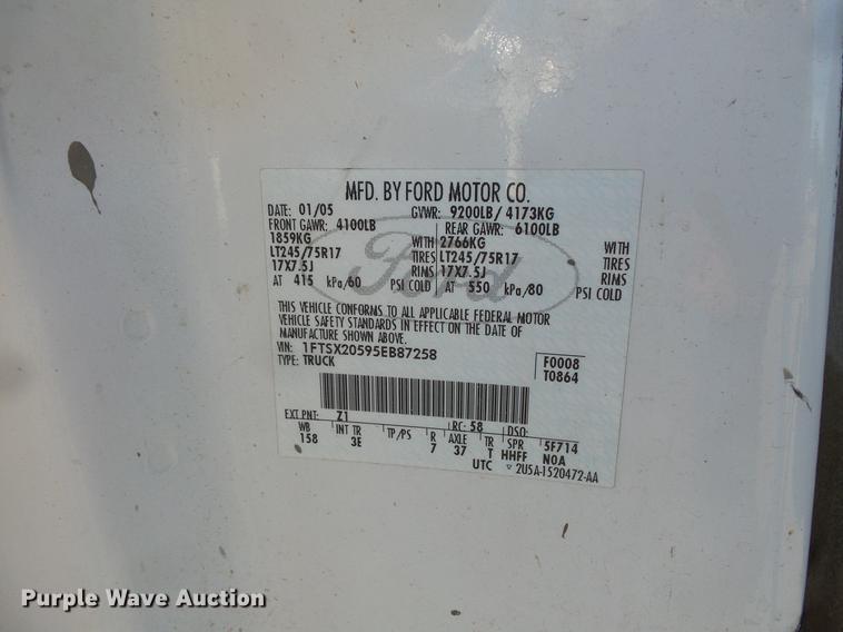 image for item DC4712 2005 Ford F250 Super Duty SuperCab pickup truck