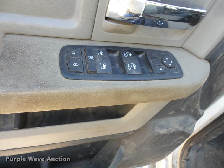 image for item DC4713 2011 Dodge Ram 2500 Quad Cab pickup truck