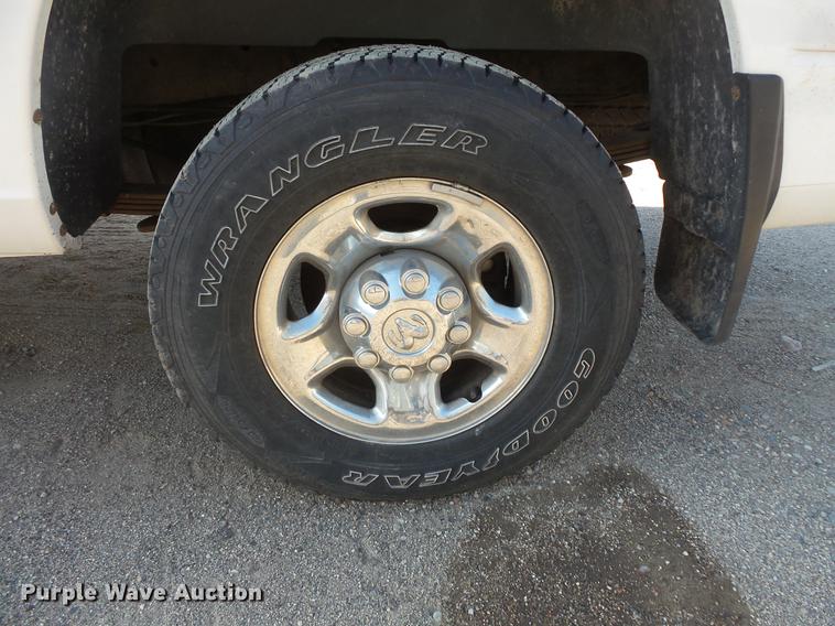 image for item DC4713 2011 Dodge Ram 2500 Quad Cab pickup truck