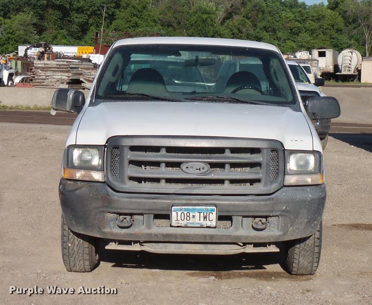 image for item DC4714 2004 Ford F250 Super Duty SuperCab pickup truck