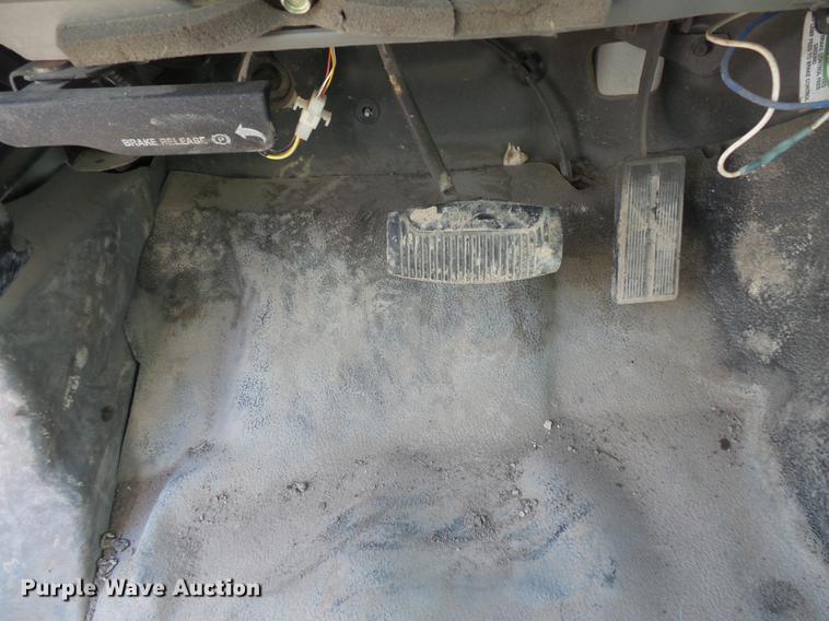 image for item DC4714 2004 Ford F250 Super Duty SuperCab pickup truck