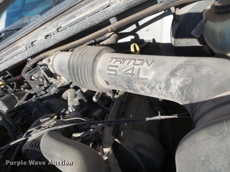 image for item DC4714 2004 Ford F250 Super Duty SuperCab pickup truck