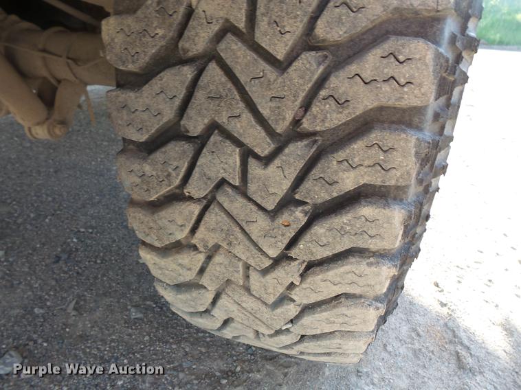 image for item DC4714 2004 Ford F250 Super Duty SuperCab pickup truck