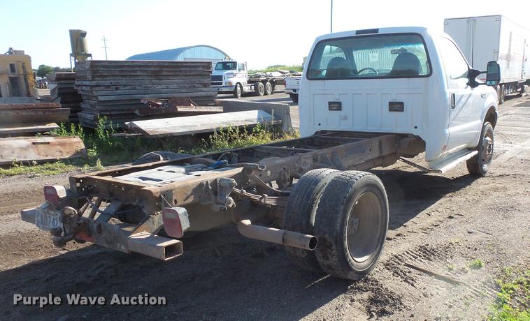 image for item DC4715 1999 Ford F450 Super Duty truck cab and chassis