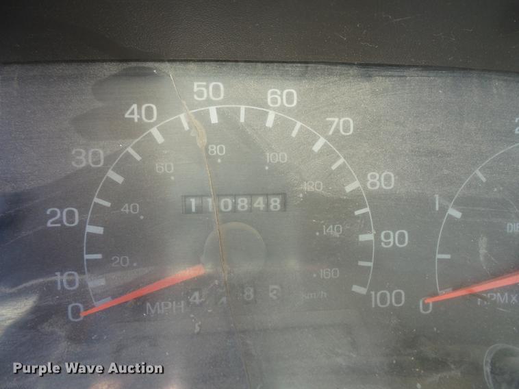 image for item DC4715 1999 Ford F450 Super Duty truck cab and chassis