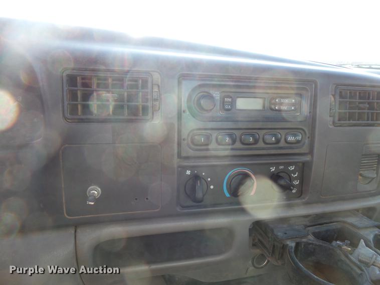 image for item DC4715 1999 Ford F450 Super Duty truck cab and chassis