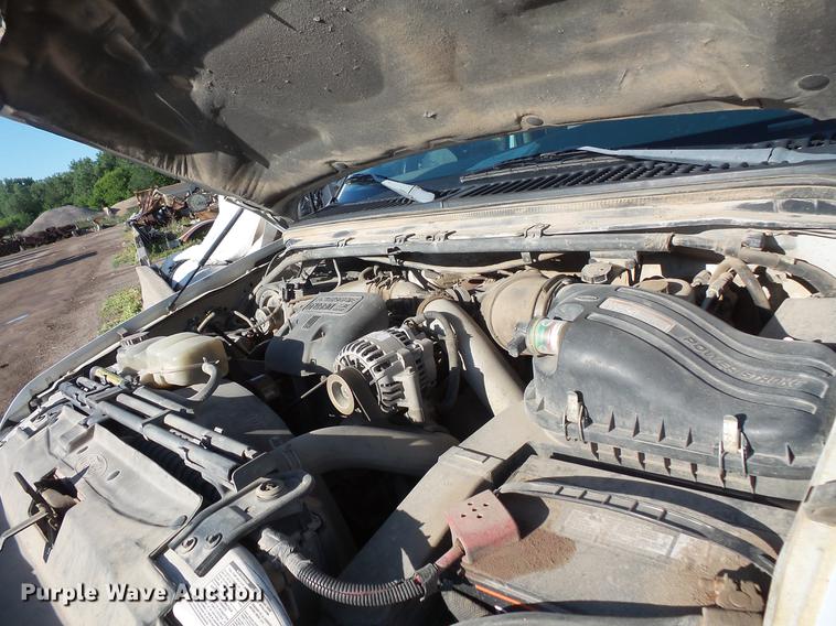 image for item DC4715 1999 Ford F450 Super Duty truck cab and chassis