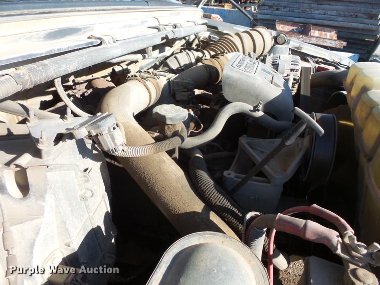 image for item DC4715 1999 Ford F450 Super Duty truck cab and chassis