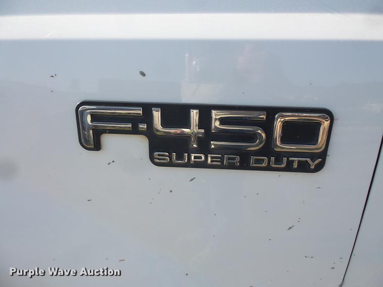 image for item DC4715 1999 Ford F450 Super Duty truck cab and chassis