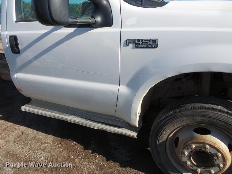 image for item DC4715 1999 Ford F450 Super Duty truck cab and chassis
