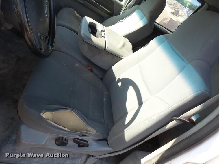 image for item DC4716 2005 Ford F250 Super Duty Crew Cab pickup truck