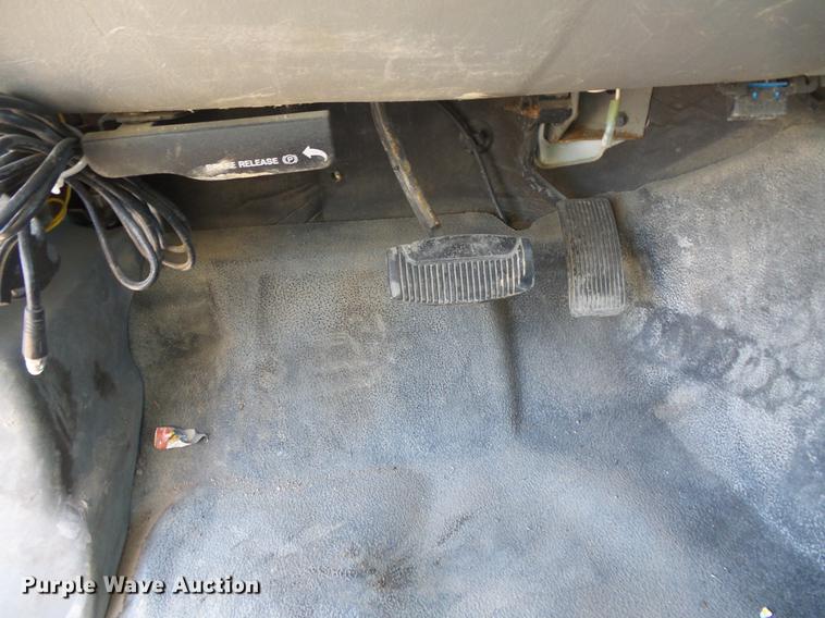 image for item DC4716 2005 Ford F250 Super Duty Crew Cab pickup truck