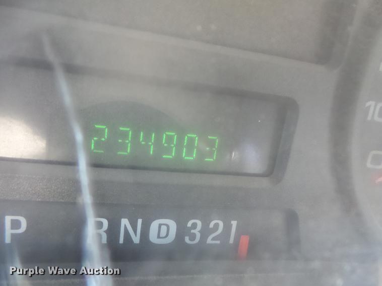 image for item DC4716 2005 Ford F250 Super Duty Crew Cab pickup truck