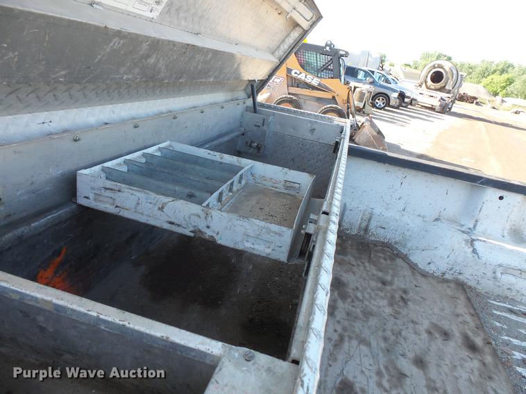 image for item DC4716 2005 Ford F250 Super Duty Crew Cab pickup truck