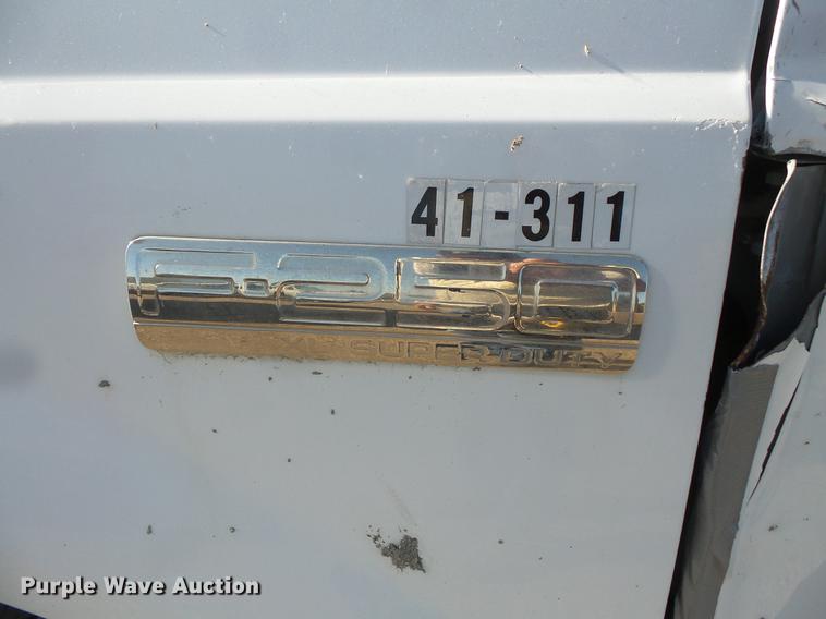 image for item DC4716 2005 Ford F250 Super Duty Crew Cab pickup truck