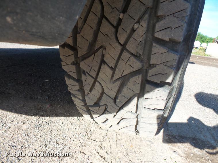 image for item DC4716 2005 Ford F250 Super Duty Crew Cab pickup truck