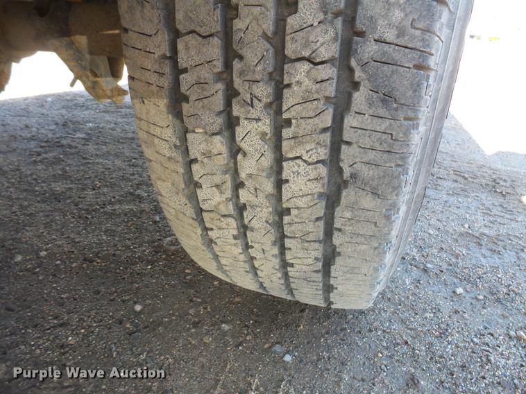 image for item DC4716 2005 Ford F250 Super Duty Crew Cab pickup truck