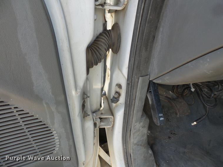 image for item DC4716 2005 Ford F250 Super Duty Crew Cab pickup truck