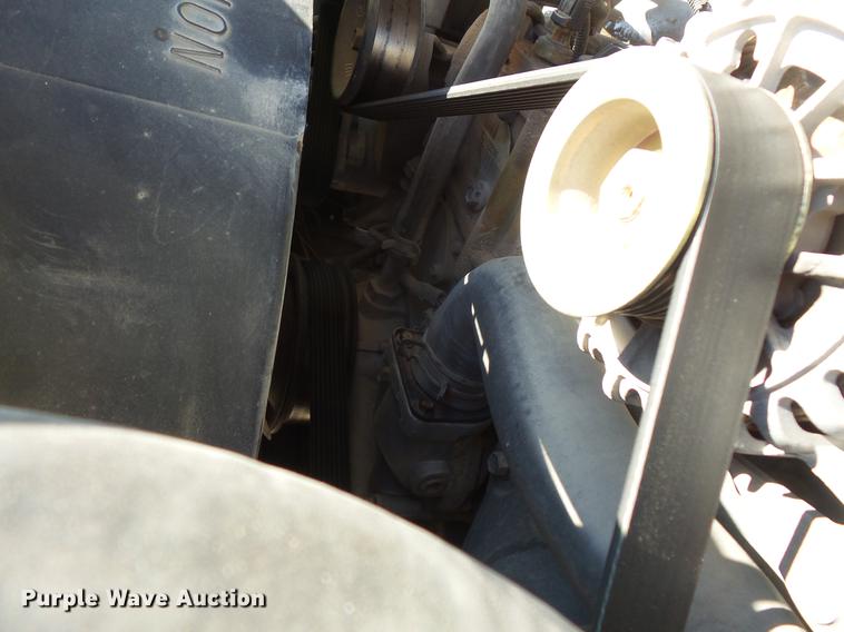 image for item DC4717 1999 Ford F450 Super Duty utility truck