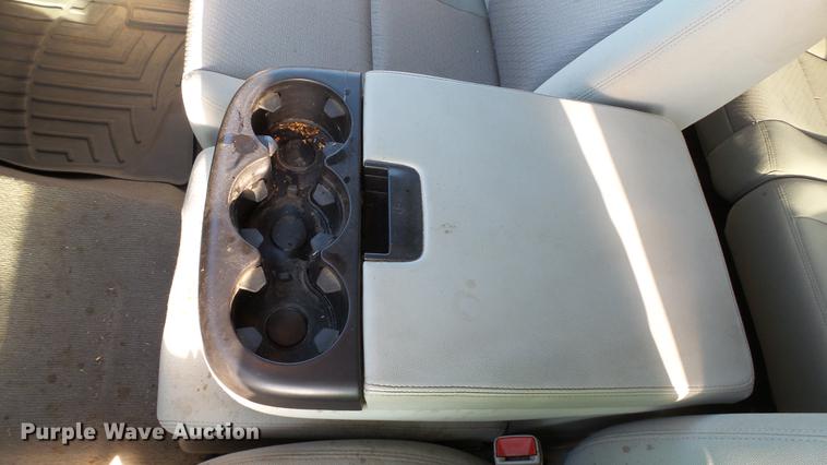 image for item DC5506 2014 Chevrolet Silverado 2500HD Crew Cab pickup truck