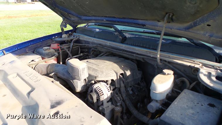 image for item DC5506 2014 Chevrolet Silverado 2500HD Crew Cab pickup truck