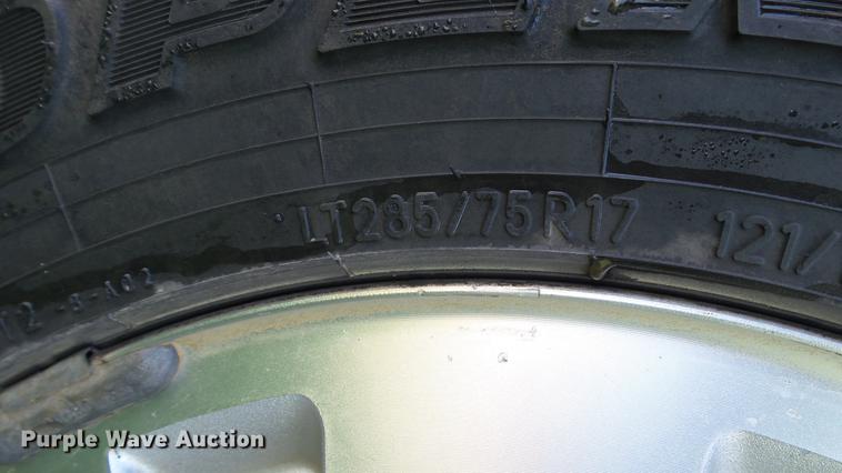 image for item DC5506 2014 Chevrolet Silverado 2500HD Crew Cab pickup truck