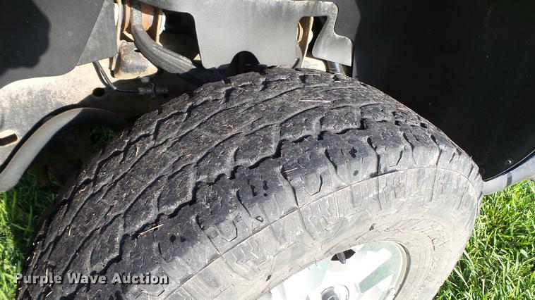 image for item DC5506 2014 Chevrolet Silverado 2500HD Crew Cab pickup truck