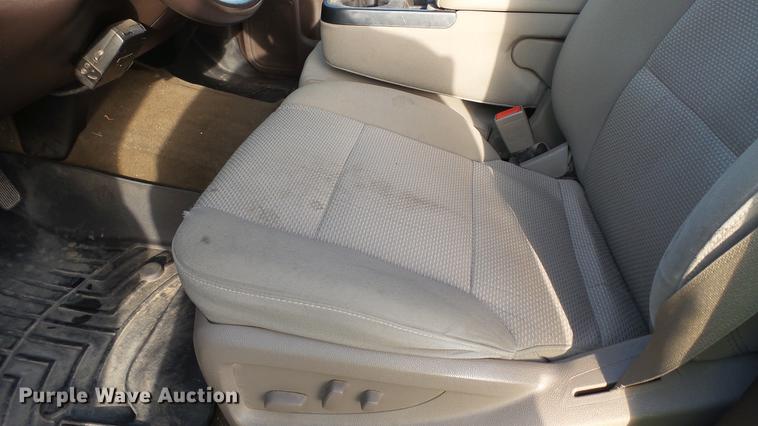 image for item DC5507 2015 Chevrolet Silverado 2500HD Crew Cab pickup truck