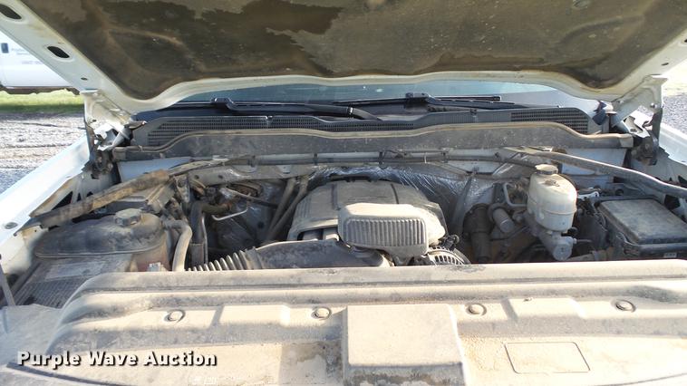 image for item DC5507 2015 Chevrolet Silverado 2500HD Crew Cab pickup truck