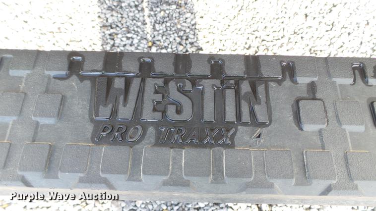 image for item DC5507 2015 Chevrolet Silverado 2500HD Crew Cab pickup truck