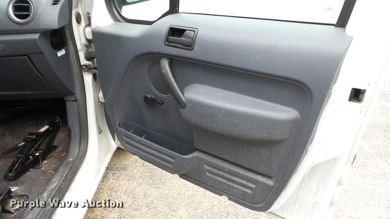 image for item DC5519 2010 Ford Transit Connect XL van