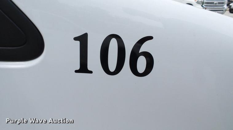 image for item DC5519 2010 Ford Transit Connect XL van