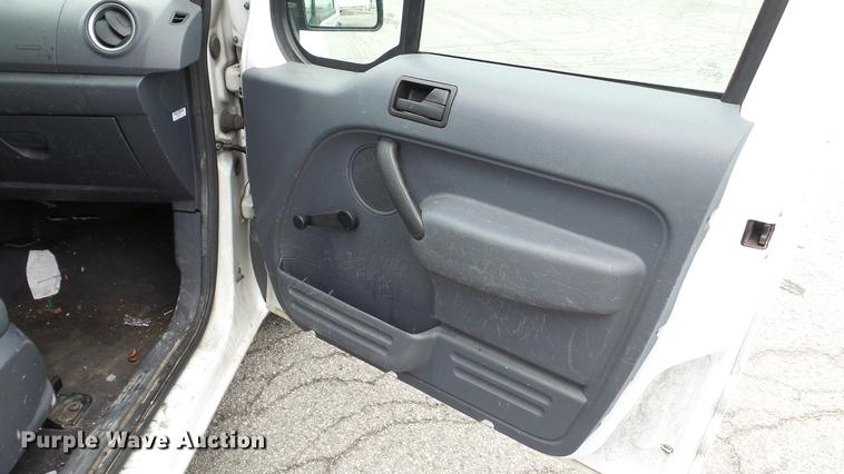 image for item DC5521 2010 Ford Transit Connect van