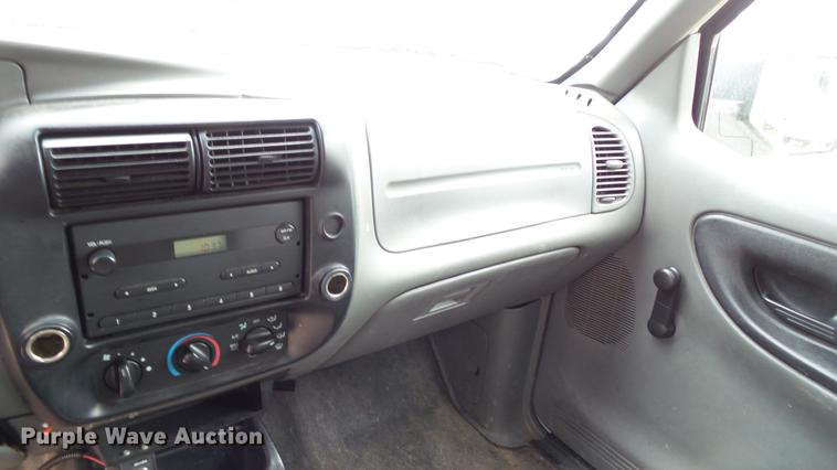 image for item DC5532 2008 Ford Ranger SuperCab pickup truck