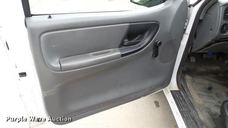 image for item DC5534 2008 Ford Ranger SuperCab pickup truck