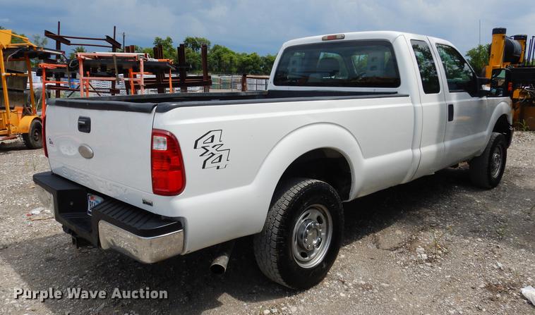 image for item DC5961 2011 Ford F250 Super Duty SuperCab pickup truck